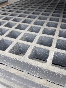 K60-GFK Rost | 1000x1000 mm | 31x31 mm | 38 mm | besandet