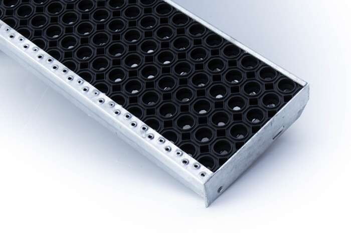 K60-Gummiwabenstufe | 600x270 mm | Mit Antrittskante | Stahl feuerverzinkt