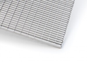 Outlet- P- Rost / 487 x 1437 mm / TS 25 x 2 mm / MW 30 x 10 mm / Edelstahl
