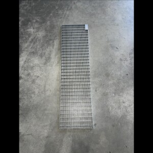 Outlet- P- Rost / 295 x 1085 mm / TS 20 x 2 mm / MW 31 x 9 mm / verzinkt