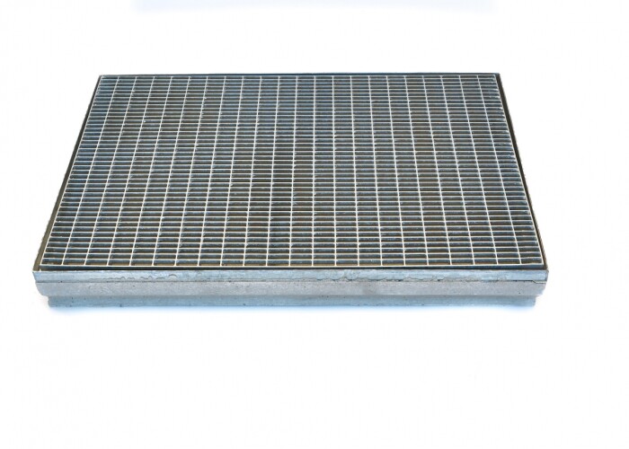 Eingangsrost mit Polymerbetonwanne / 500 x 750 mm