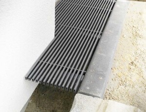 Winkelkonsole für Rinnenroste Typ 1 für Rostbreite 300 mm