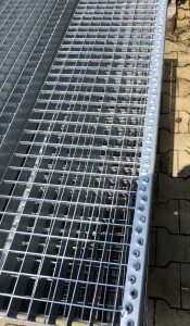 Normstufe 1200 x 305 mm