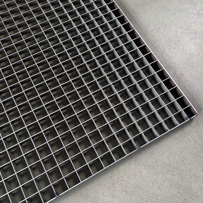 Gitterrost | 1000x1000 mm | 30x2 mm | 30x30 mm | Cortenstahl