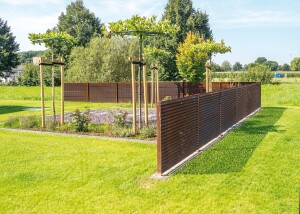 Cortenstahl Sichtschutz Zaun Solid | Zaunelement blickdicht & modern | L: 2000 mm | Gartenzaun mit Pfosten zum Aufdübeln
