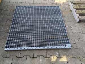 Podestrost | 1000x1000 mm | 40x2 mm | 30x10 mm | verzinkt...