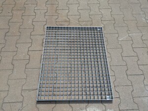 Gitterrost | 795x650 mm | 30x2 mm | 30x30 mm | R12 | Stahl feuerverzinkt