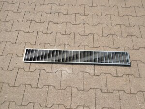Rinnenrost | 135x1000 mm | 20x2 mm | 30x10 mm | Stahl...