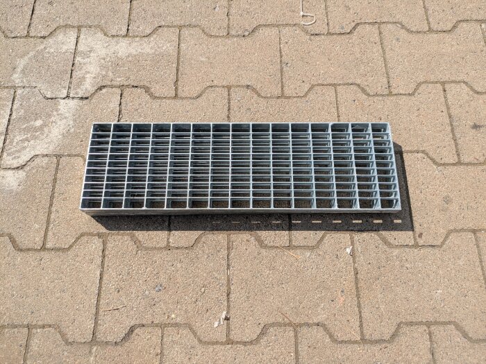 Rinnenrost | 153x500 mm | 20x2 mm | 30x10 mm | Stahl feuerverzinkt