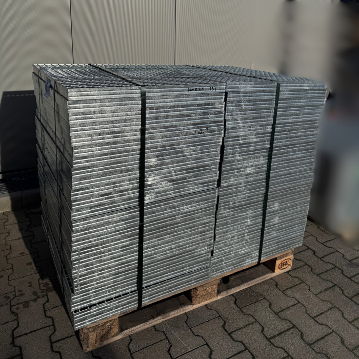 SP-Gitterrost | 815x644 mm | 40x4 mm | 34x38 mm | PKW befahrbar | Stahl feuerverzinkt