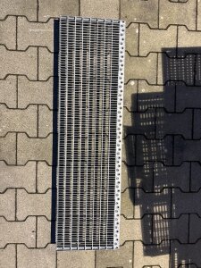 Gitterroststufe | 1100×305 mm | 30×10 mm MW |...