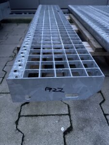 Gitterroststufe | 1200×200 mm | 30×30 mm MW |...