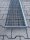 Gitterroststufe | 1000×305 mm | 30×30 mm MW | 40×2 mm TS | R12 | Stahl feuerverzinkt