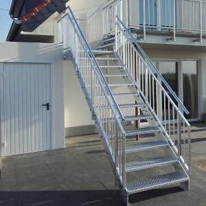 K60-Riffelblechstufe | 700x240 mm | Stahl feuerverzinkt
